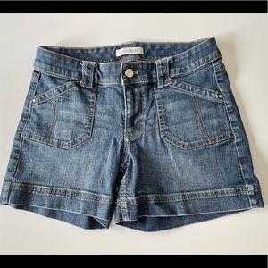 WHBM Blue Denim Shorts Blanc 4